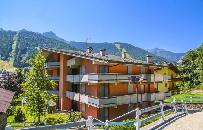 Trilocale  in Affitto Centro Aprica