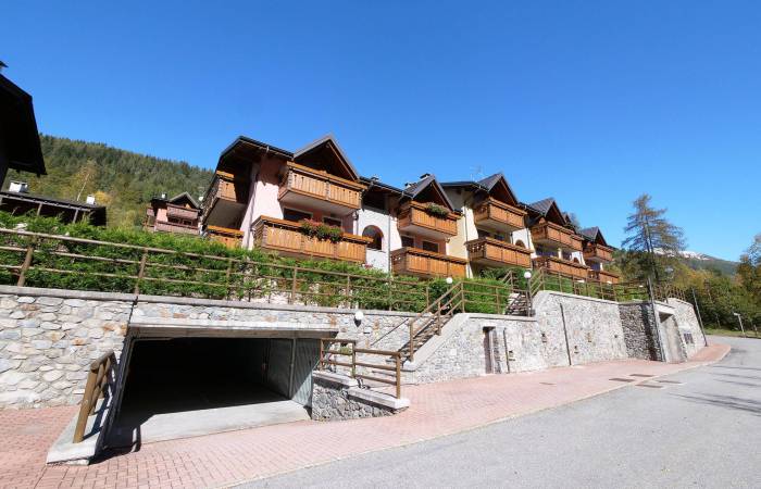 Maisons Des Alpes 4 Stupenda Mansarda Trilocale in AFFITTO