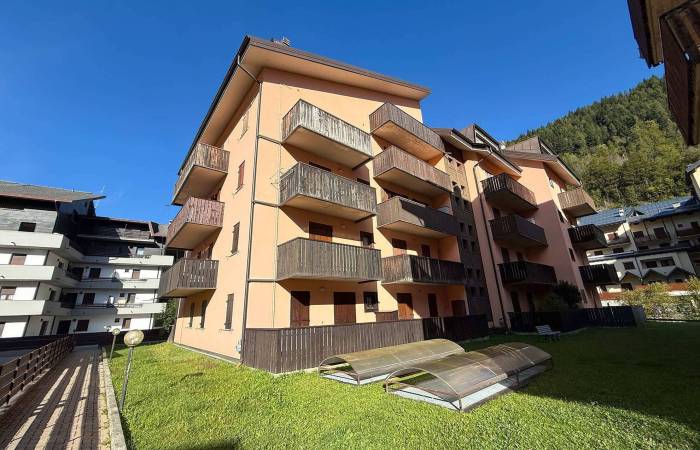 Aprica  monolocale termoautonomo con sottotetto  